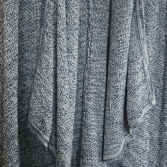 Olive + Oak Knit Waterfall Sleeveless Duster Shawl Cardigan size XS - Picture 2 of 10